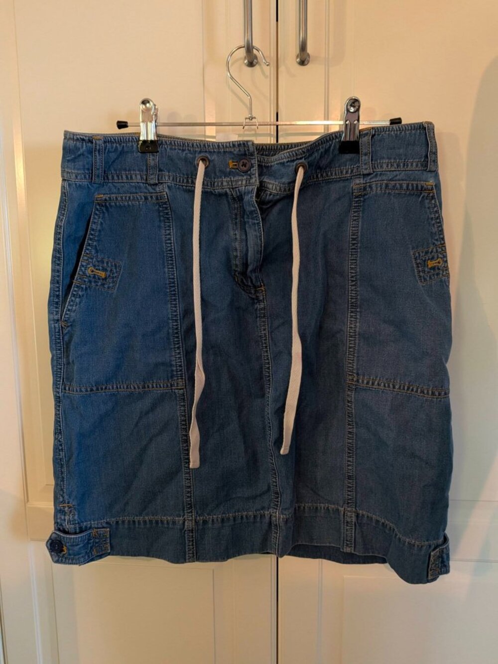 Jones New York skirt, size 10
